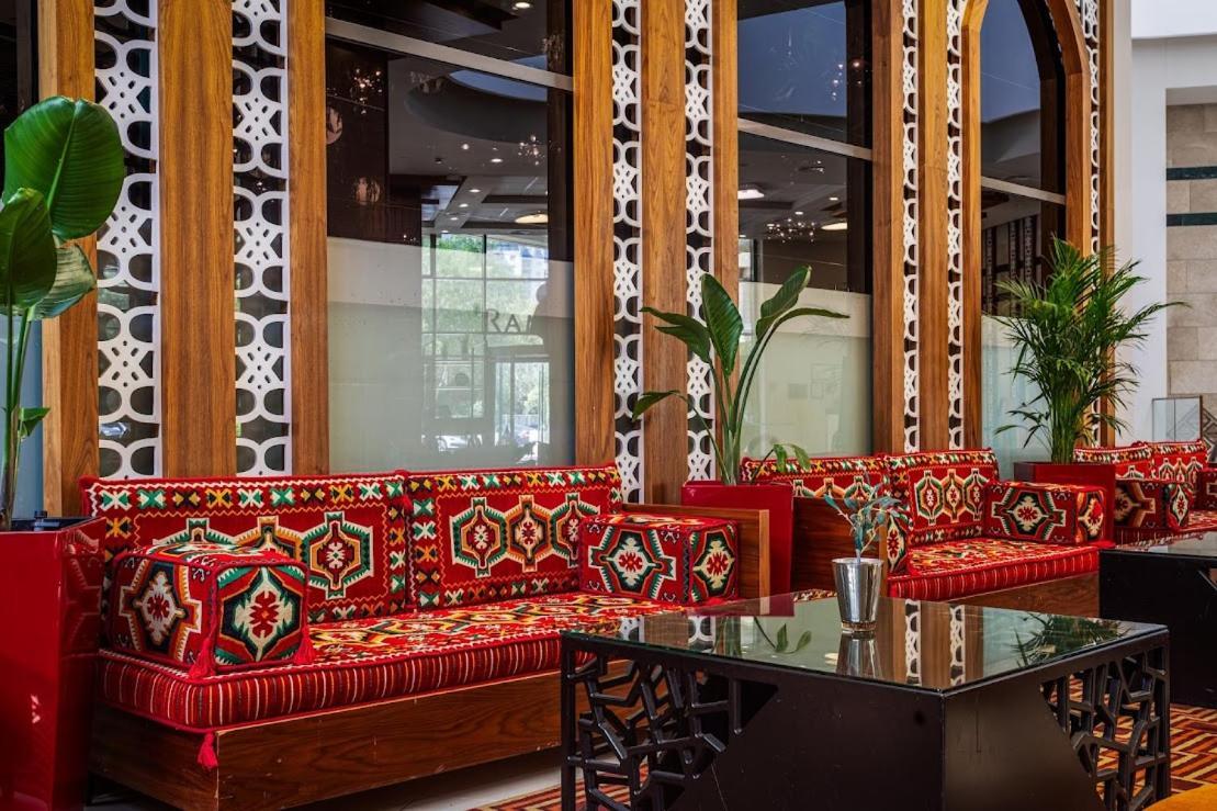 Ramada Olivie Nazareth Hotell Exteriör bild